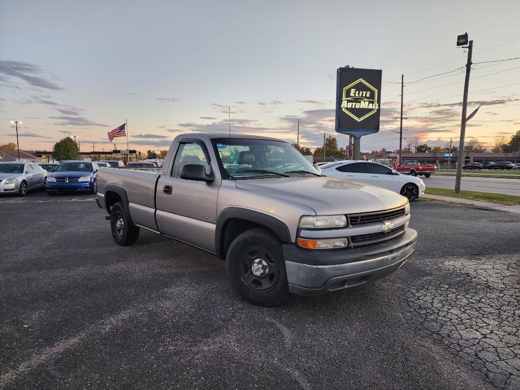 2000 Chevrolet Silverado 1500 Image 3