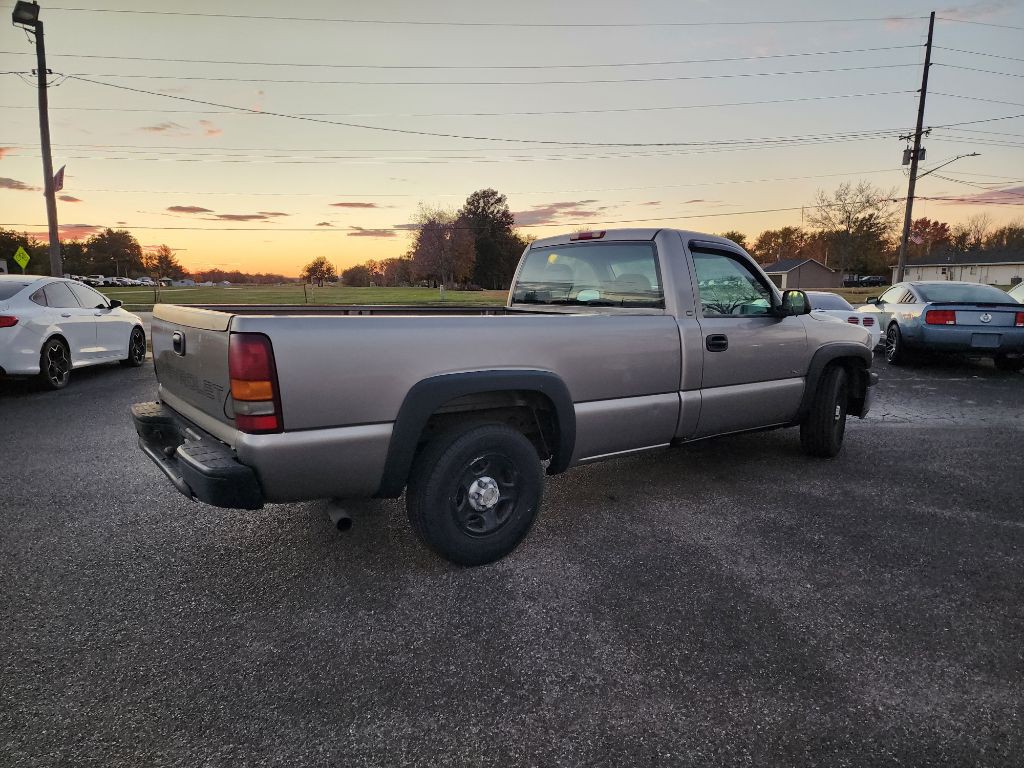 2000 Chevrolet Silverado 1500 Image 4