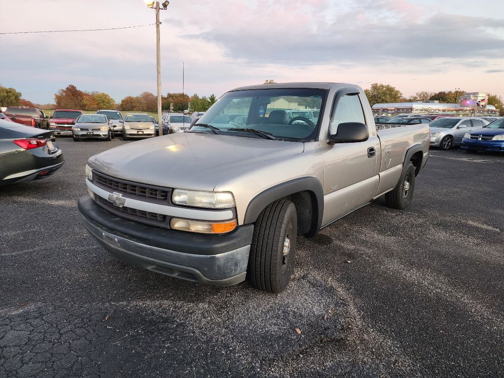 2000 Chevrolet Silverado 1500 Image 11