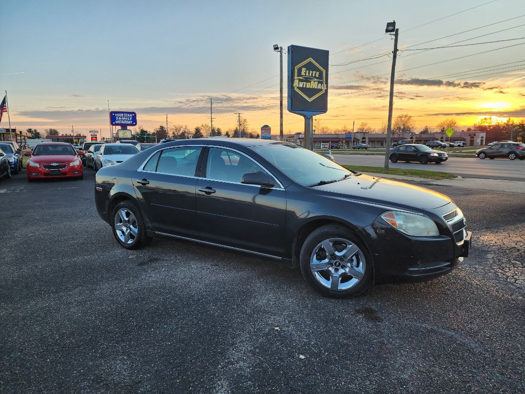 2010 Chevrolet Malibu Image 3