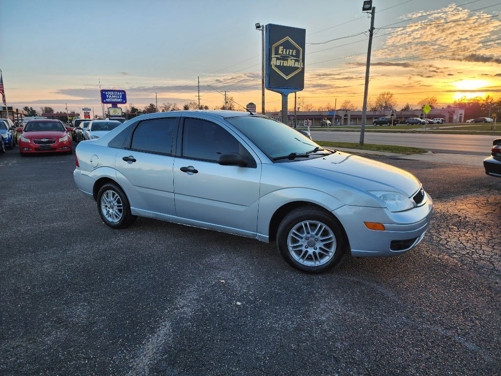2005 Ford Focus Image 3