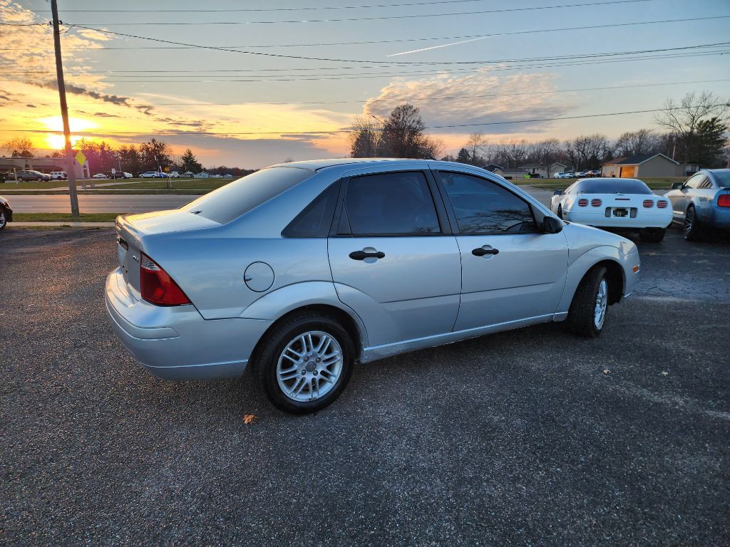 2005 Ford Focus Image 5