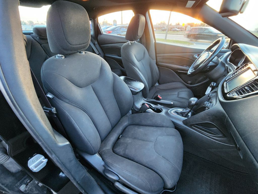 2013 Dodge Dart Image 15