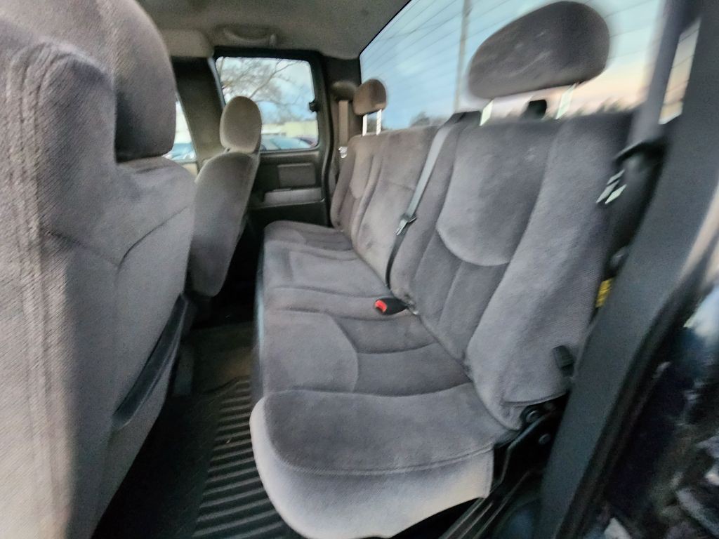 2006 GMC Sierra 1500 Image 16