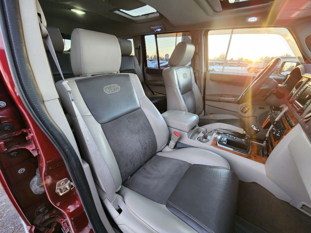 2007 Jeep Commander Image 17