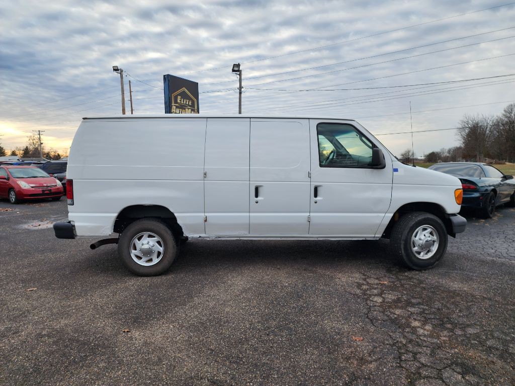 2006 Ford Econoline Image 4