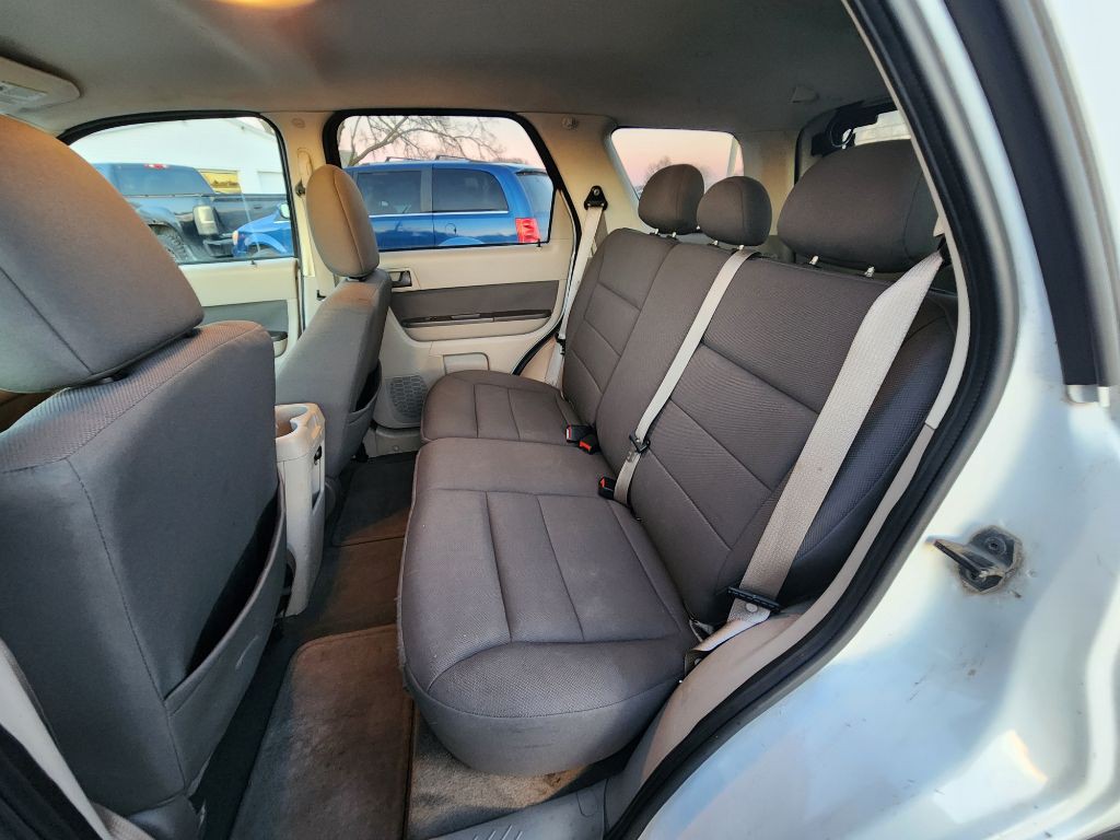 2009 Ford Escape Image 17