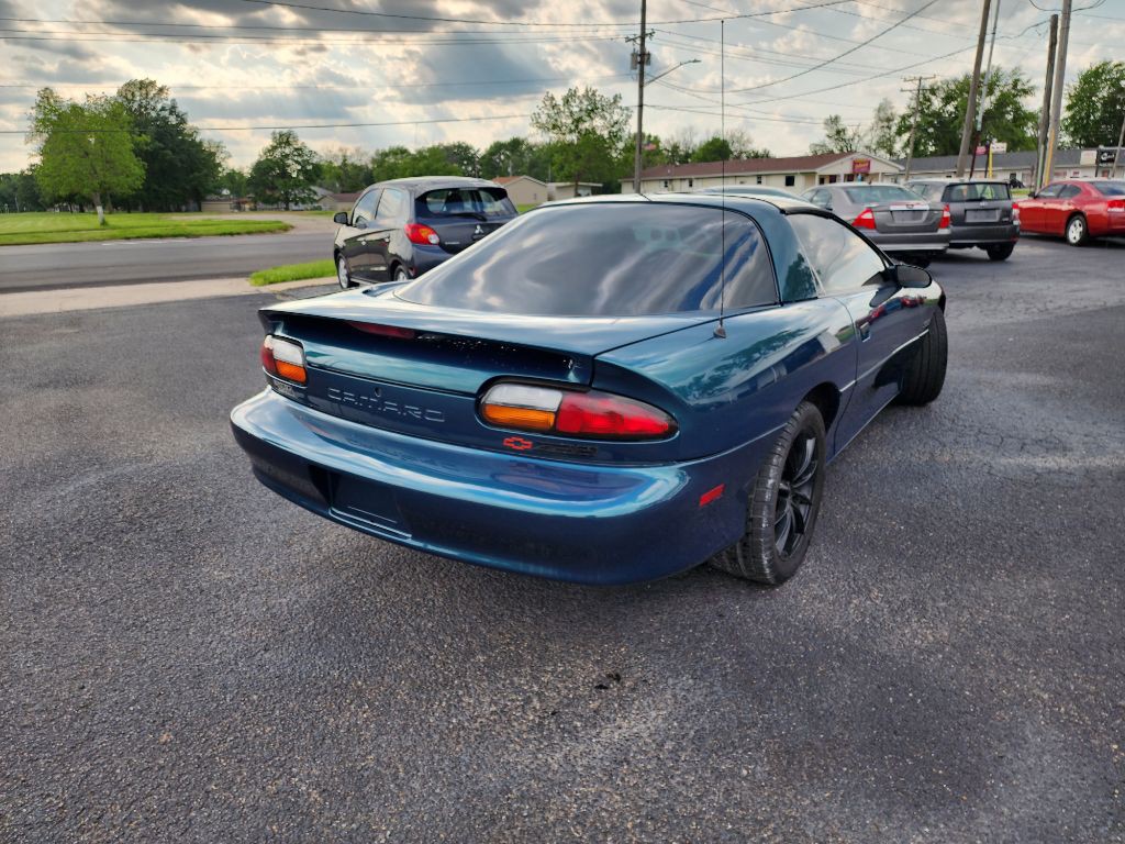 1997 Chevrolet Camaro Image 5