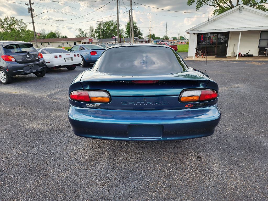 1997 Chevrolet Camaro Image 6