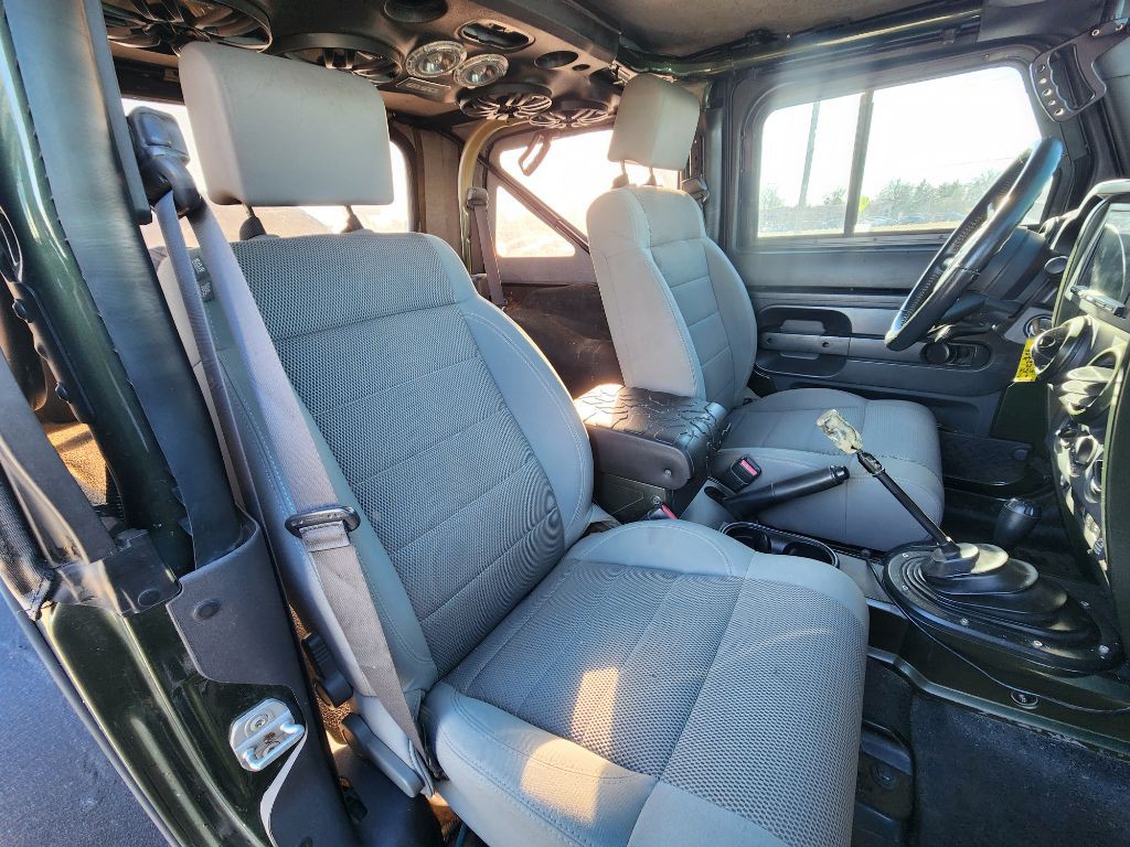 2007 Jeep Wrangler Image 16