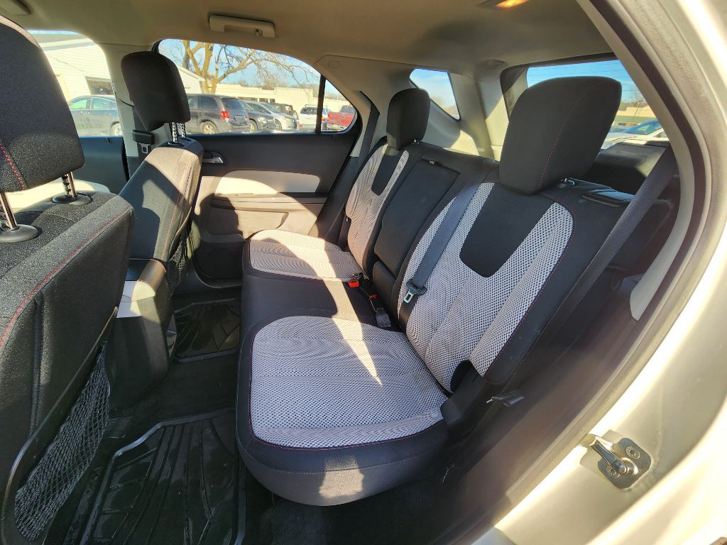 2015 Chevrolet Equinox Image 17
