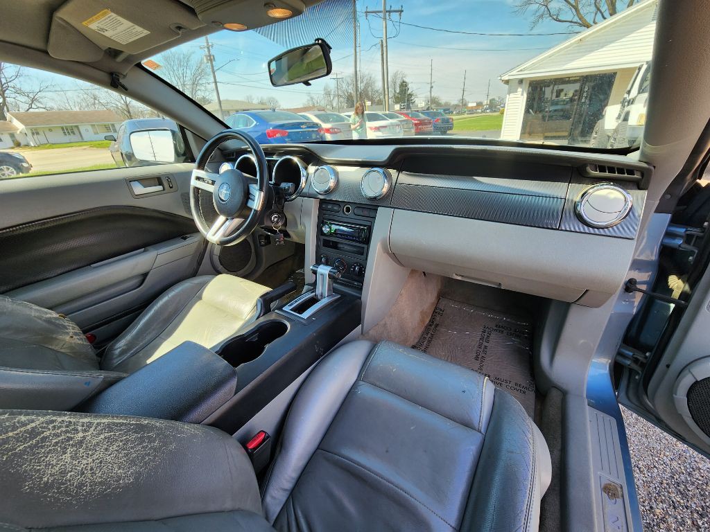 2007 Ford Mustang Image 15