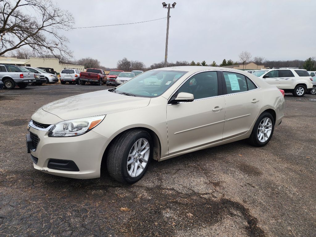 2015 Chevrolet Malibu Image 10
