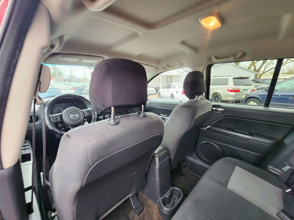 2015 Jeep Compass Image 18