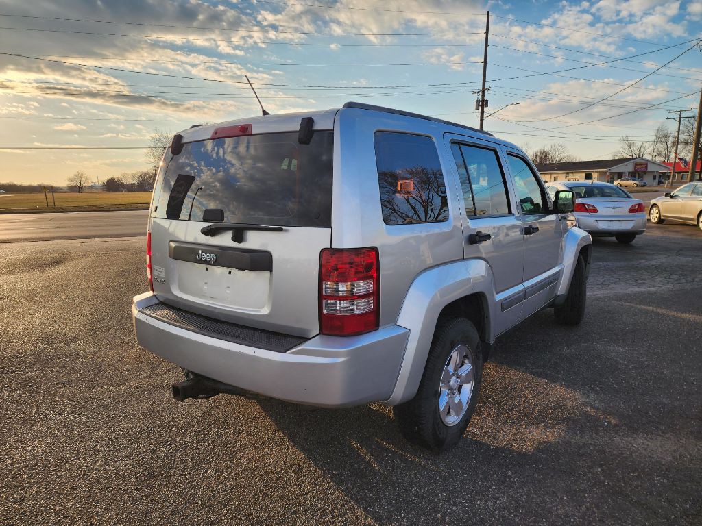 2012 Jeep Liberty Image 5