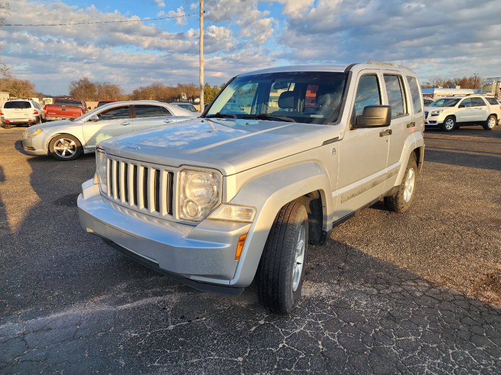 2012 Jeep Liberty Image 11