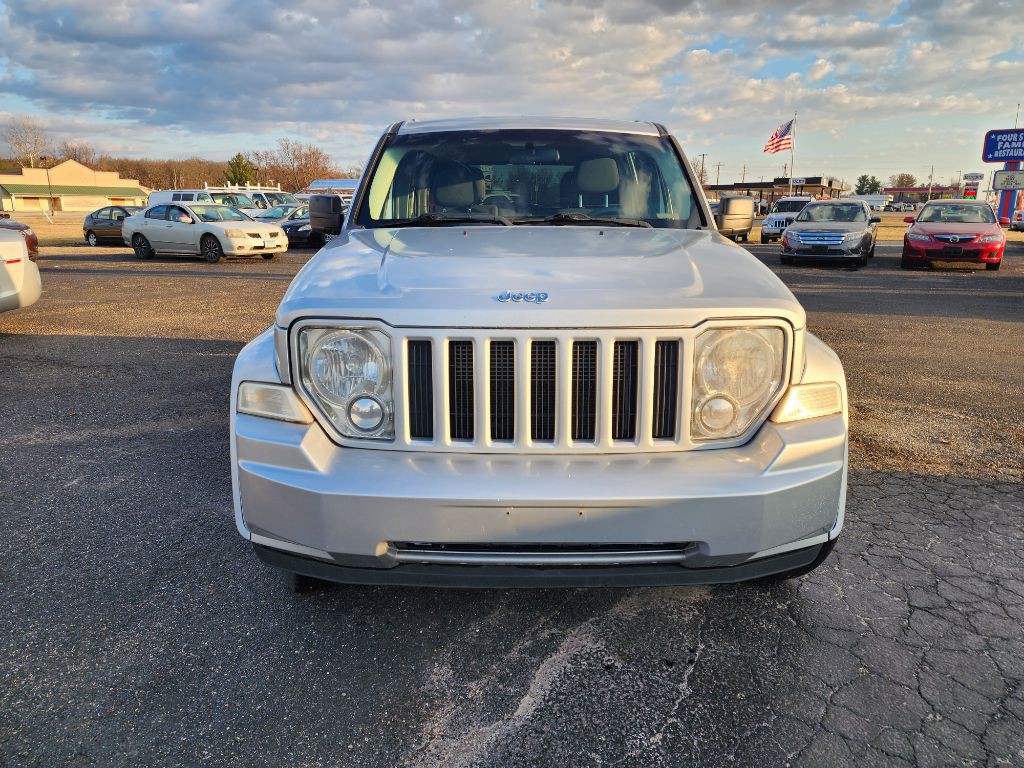 2012 Jeep Liberty Image 12