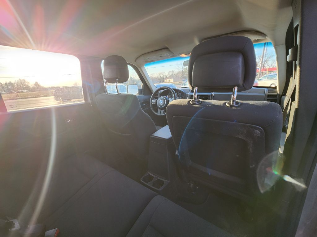 2012 Jeep Liberty Image 20