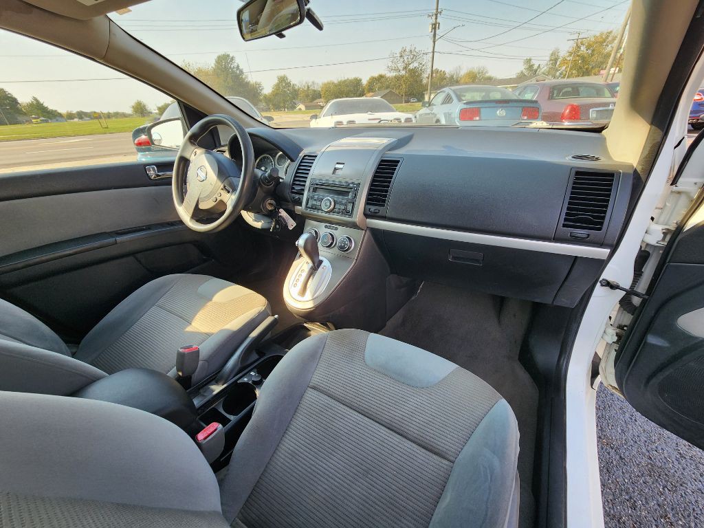 2011 Nissan Sentra Image 12