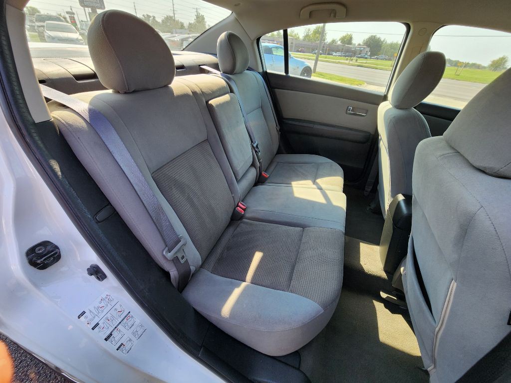 2011 Nissan Sentra Image 19