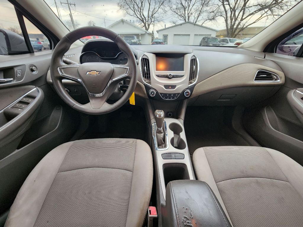 2017 Chevrolet Cruze Image 13
