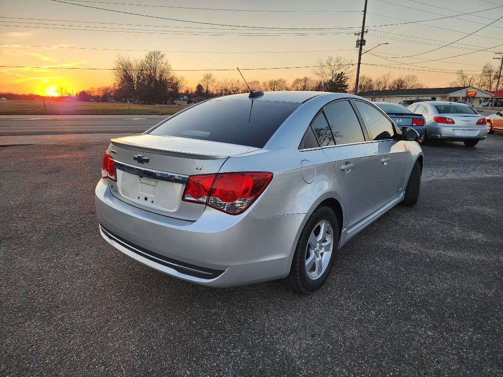 2015 Chevrolet Cruze Image 5