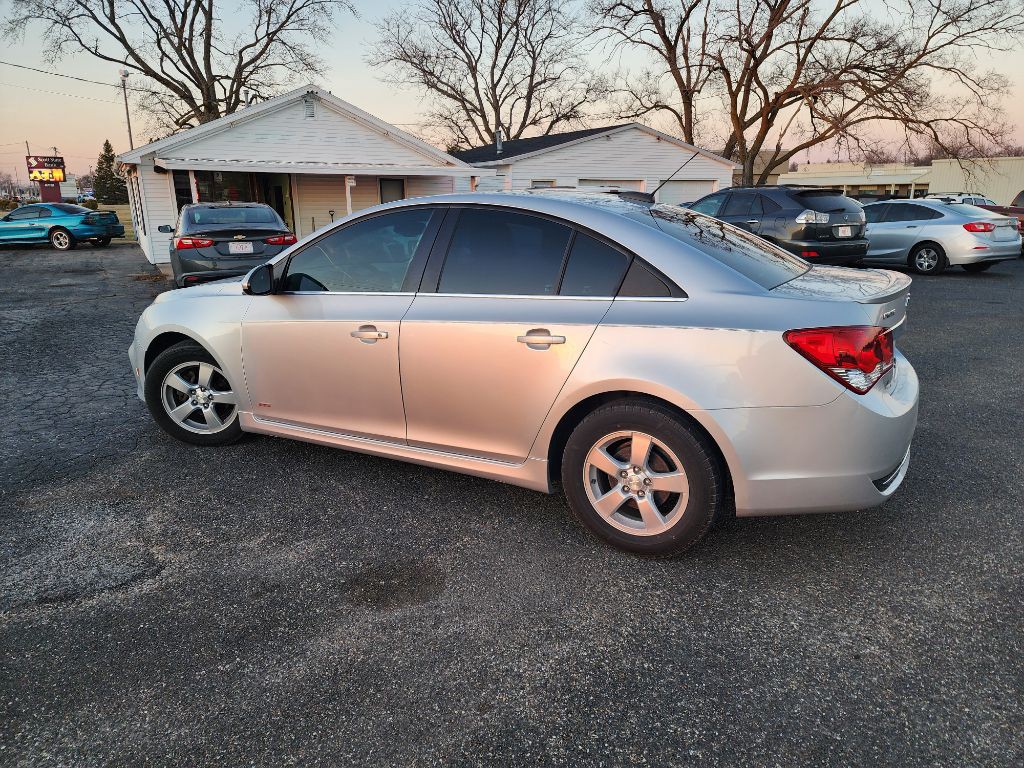 2015 Chevrolet Cruze Image 8