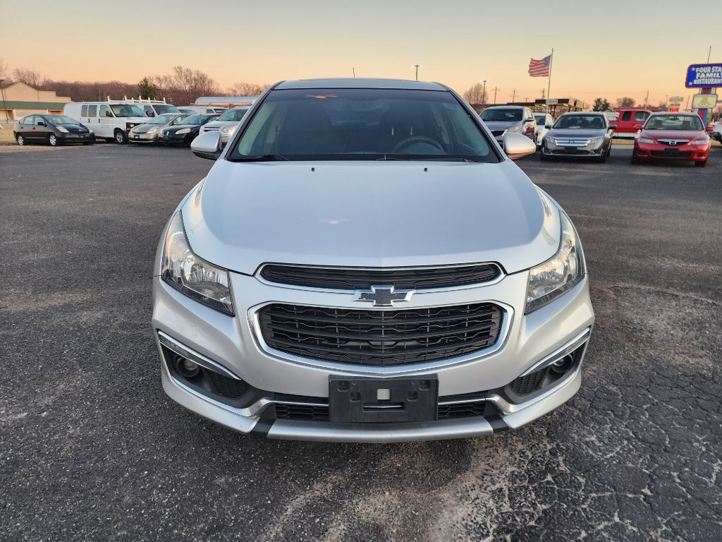 2015 Chevrolet Cruze Image 12