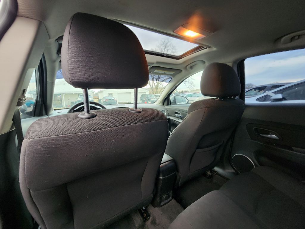 2015 Chevrolet Cruze Image 18