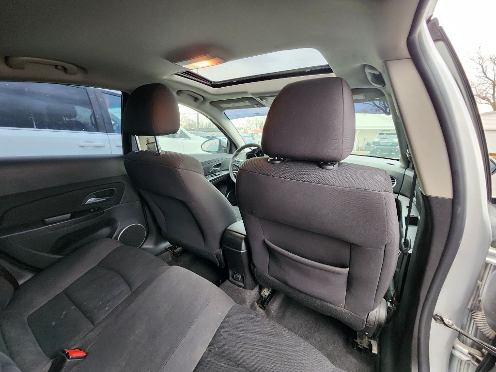 2015 Chevrolet Cruze Image 20