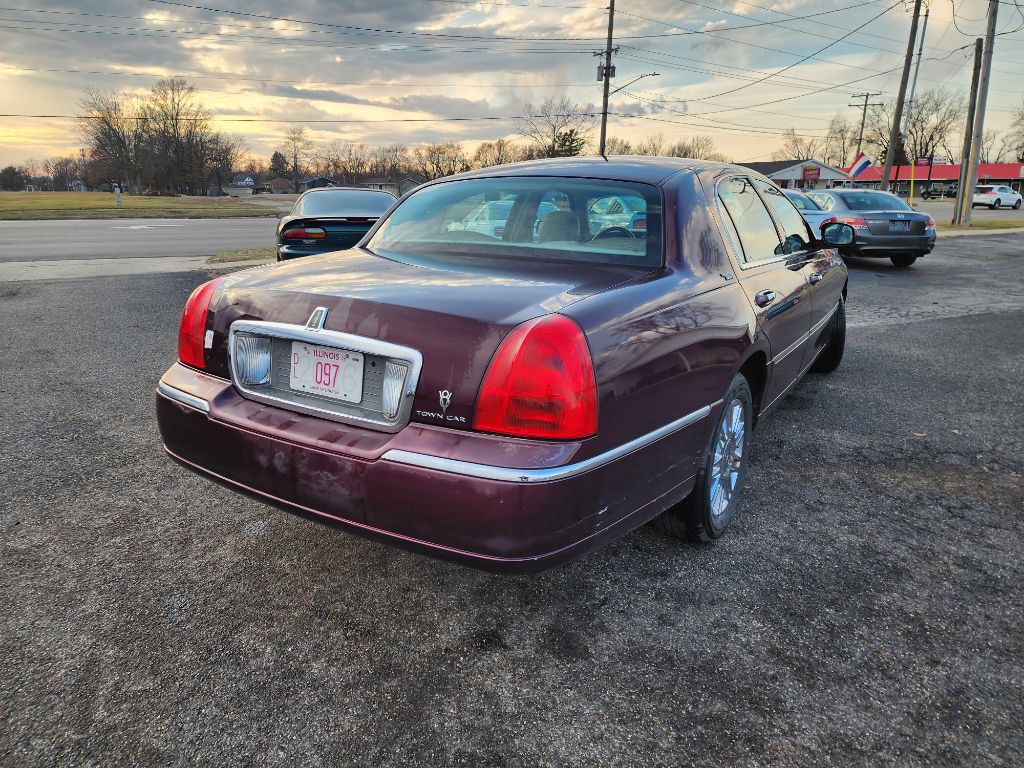 2008 Lincoln Town Car Image 5