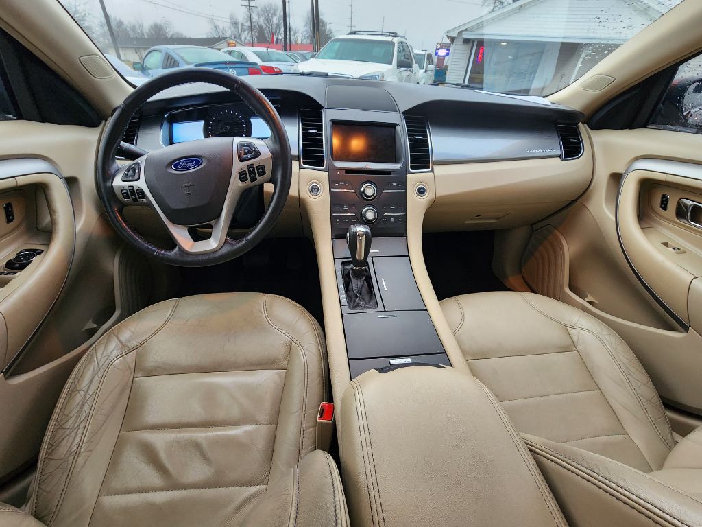 2015 Ford Taurus Image 13