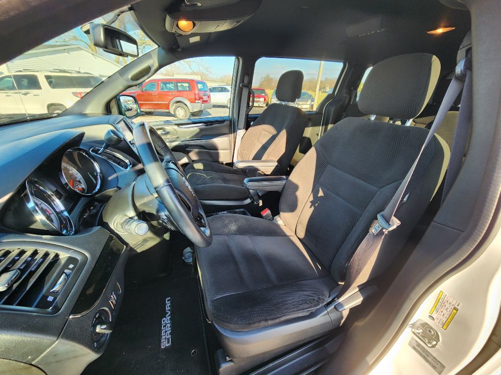 2017 Dodge Grand Caravan Image 14