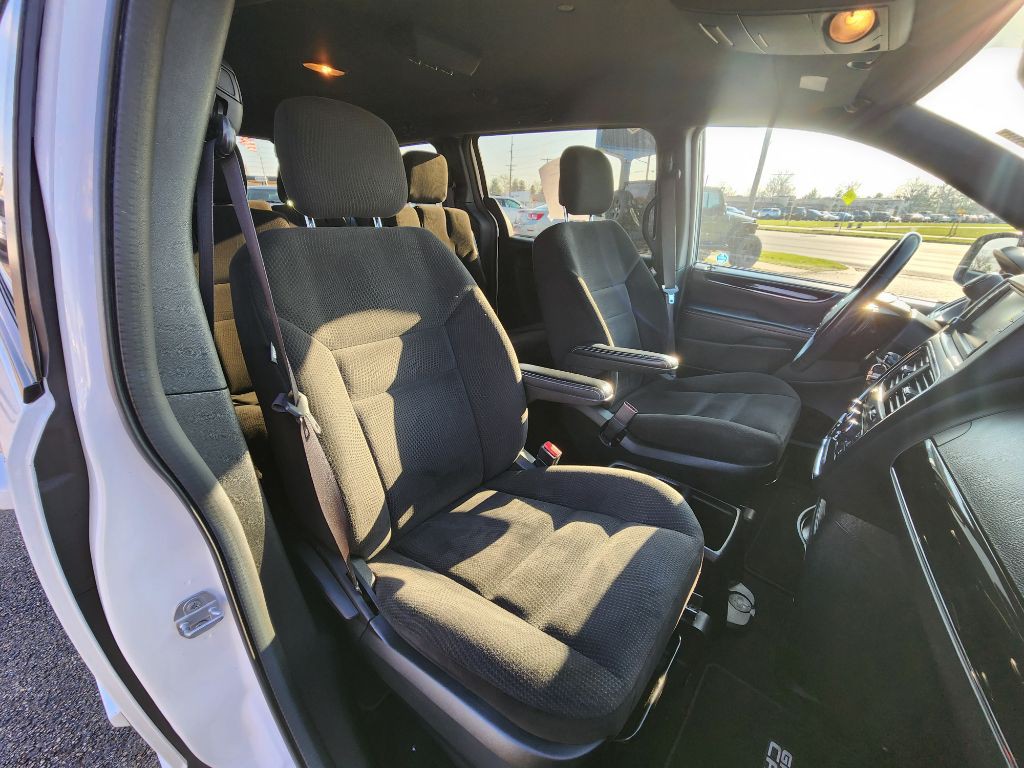 2017 Dodge Grand Caravan Image 16
