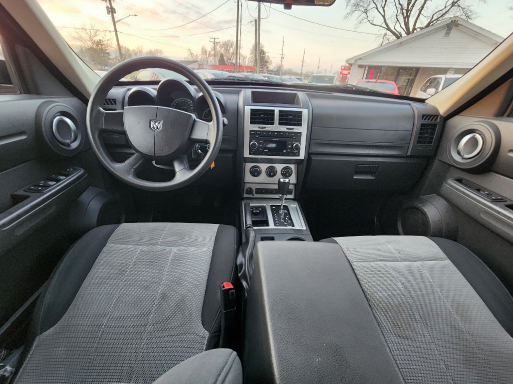 2008 Dodge Nitro Image 14