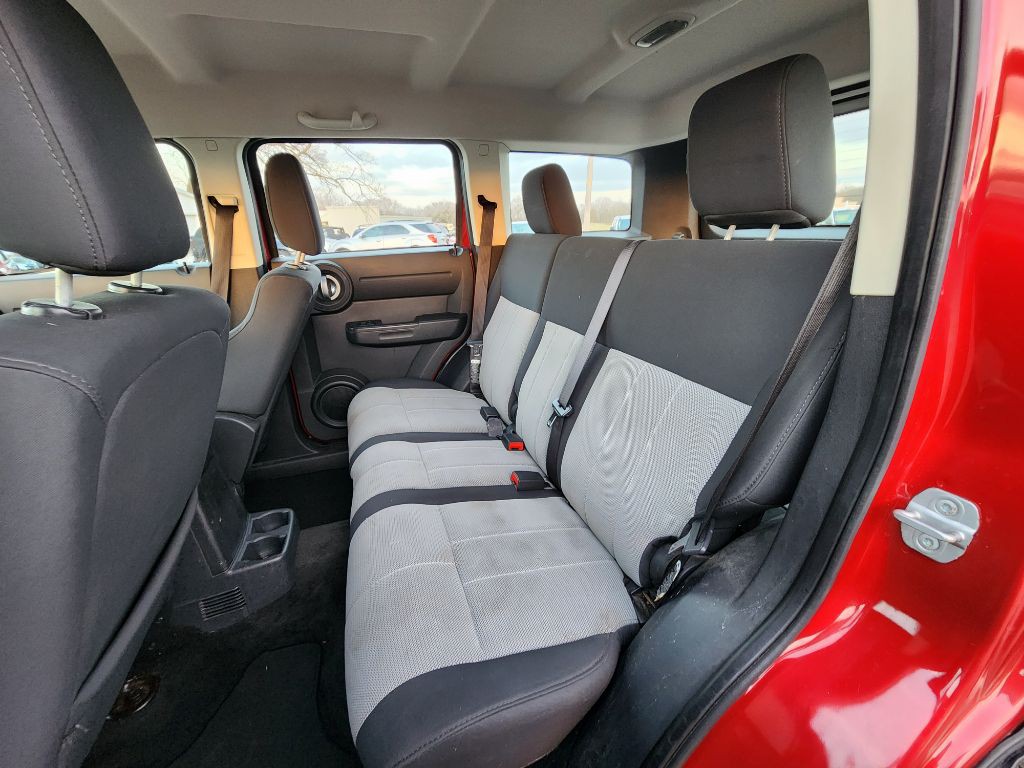 2008 Dodge Nitro Image 16