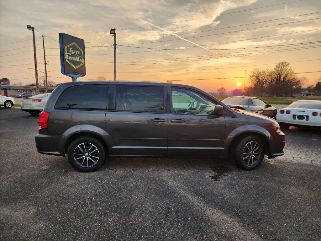 2016 Dodge Grand Caravan Image 2