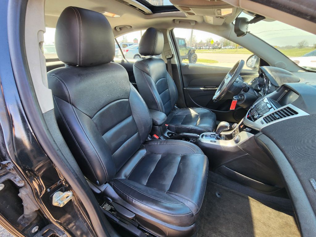 2014 Chevrolet Cruze Image 16