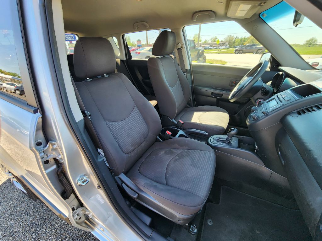 2012 Kia Soul Image 16
