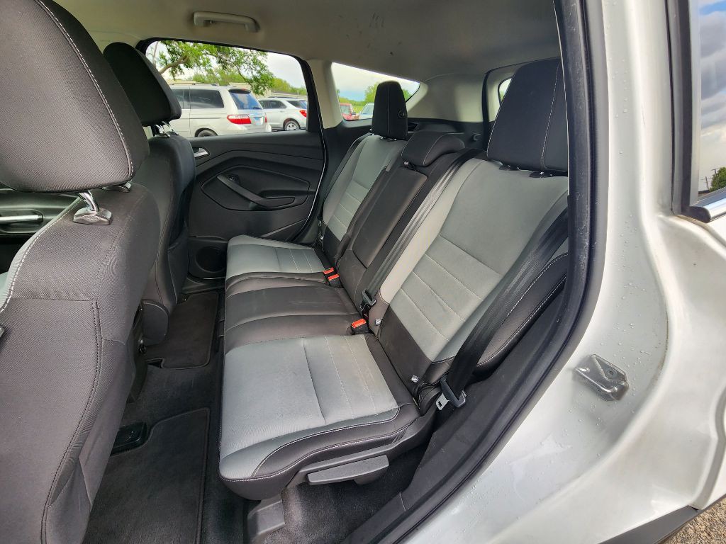 2016 Ford Escape Image 17