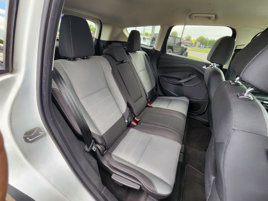 2016 Ford Escape Image 19