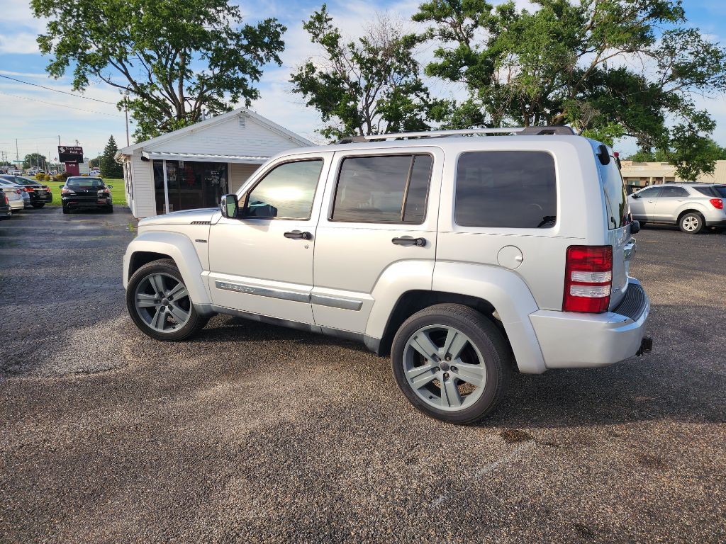2011 Jeep Liberty Image 8