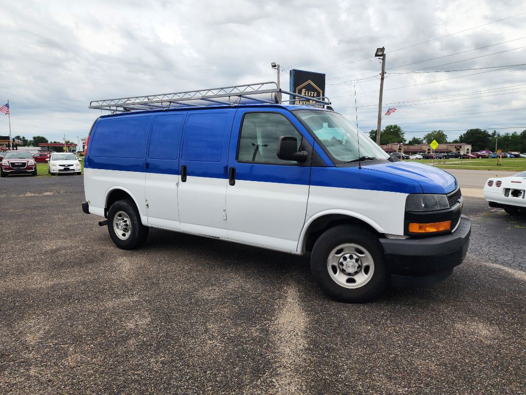 2019 Chevrolet Express Image 2
