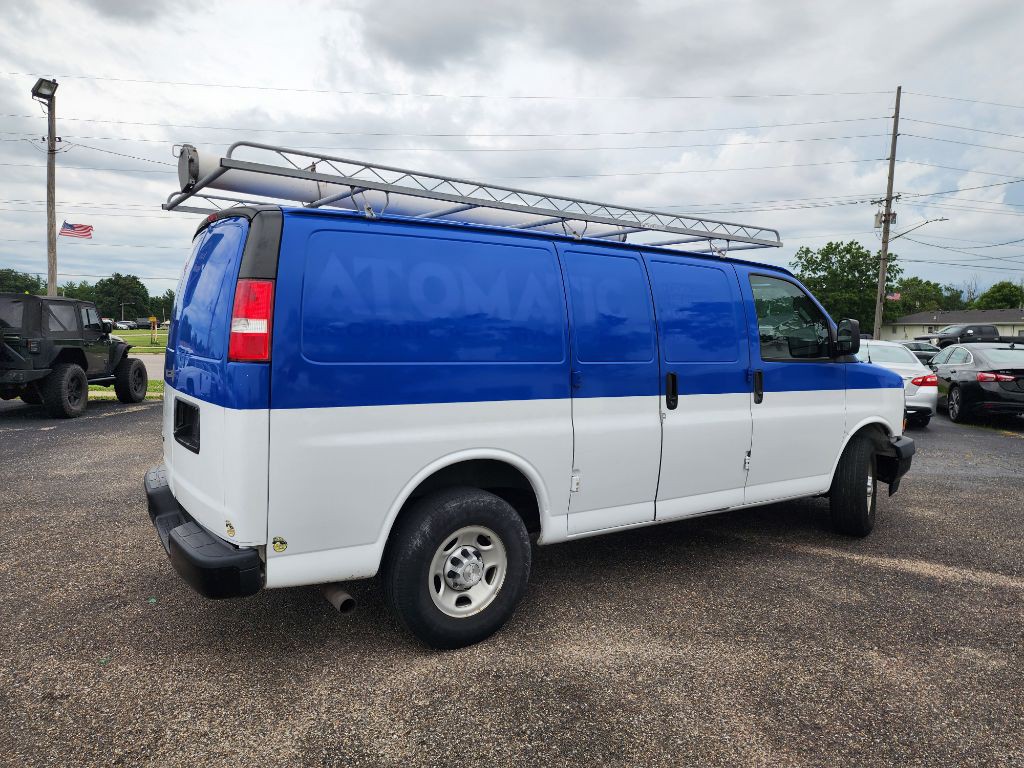 2019 Chevrolet Express Image 4