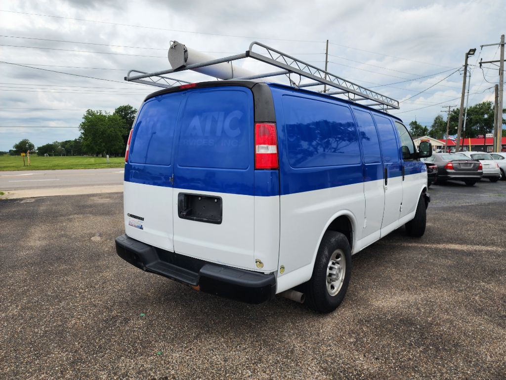 2019 Chevrolet Express Image 5