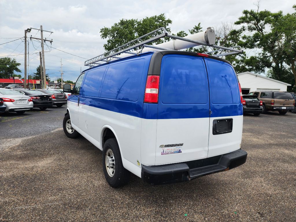2019 Chevrolet Express Image 7