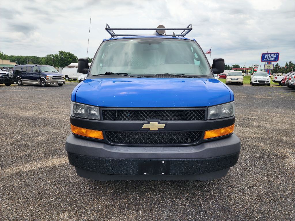 2019 Chevrolet Express Image 12