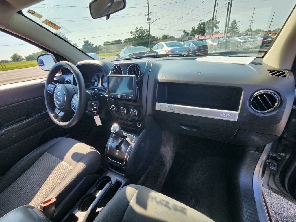 2015 Jeep Compass Image 16
