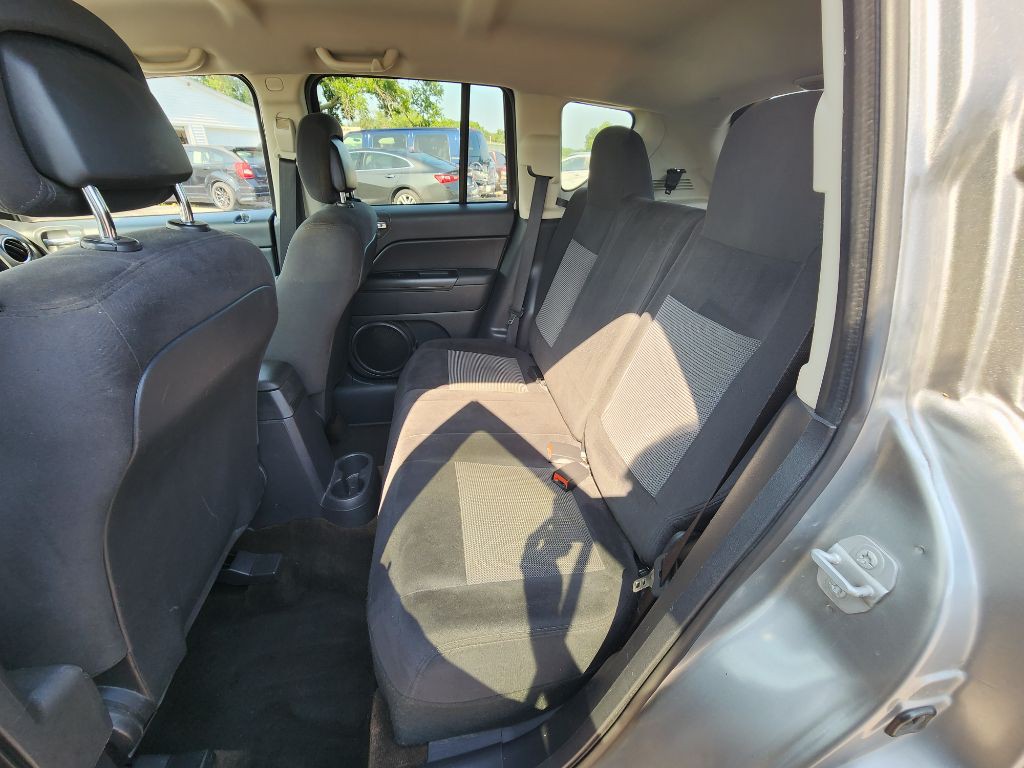 2015 Jeep Compass Image 17