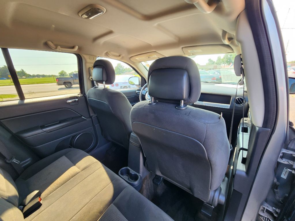 2015 Jeep Compass Image 20